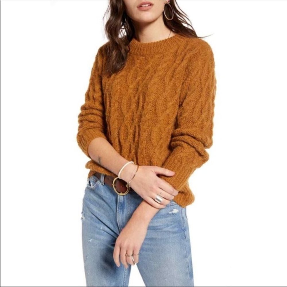 NEW Treasure & Bond M Cable Knit Pullover Sweater Crew neck
